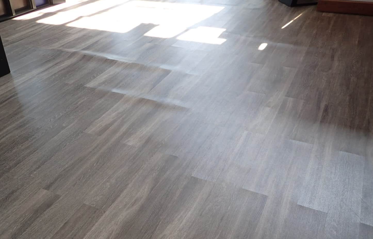 warping vinyl floor