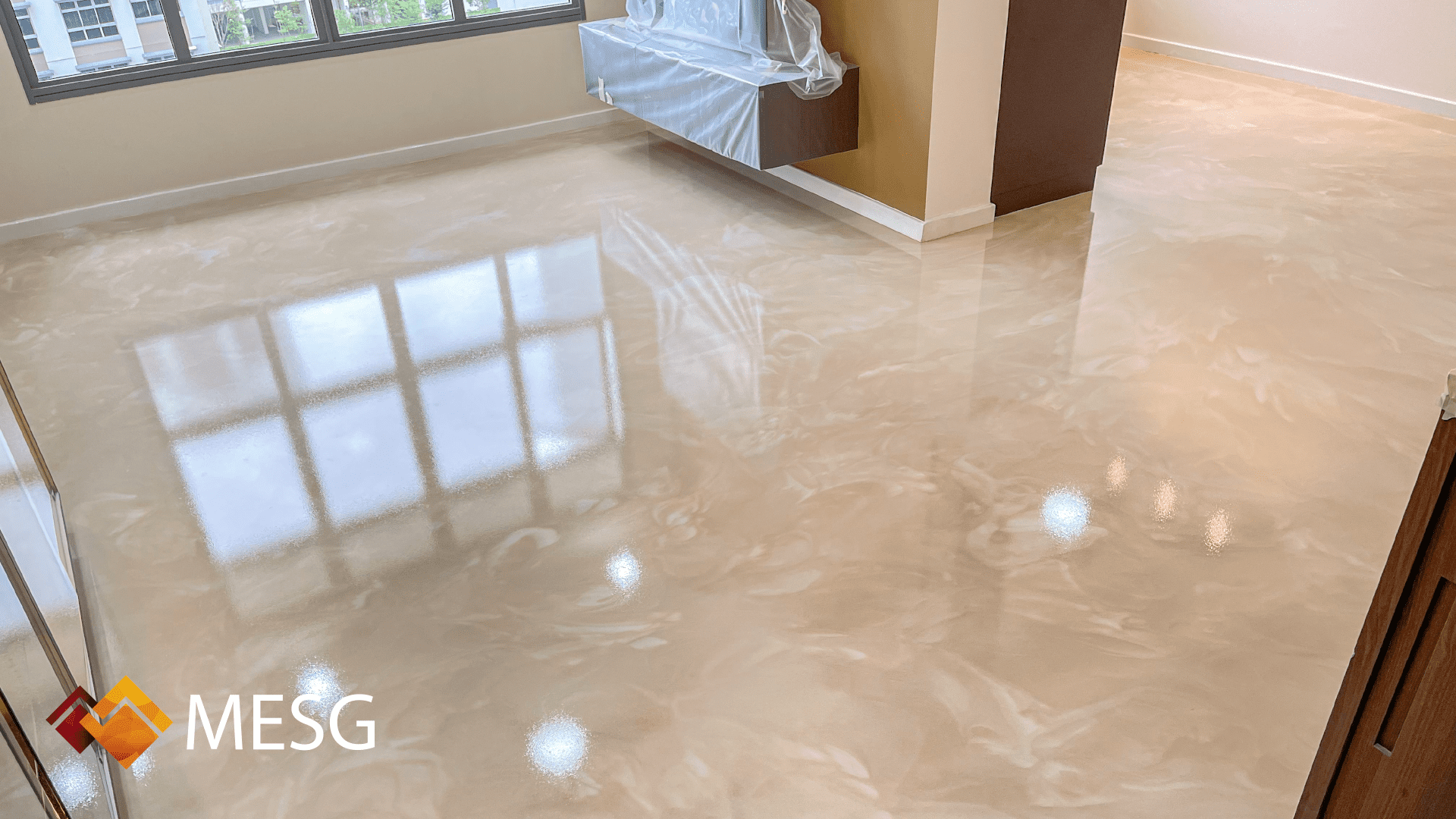 Beige Marble Swirl Flooring